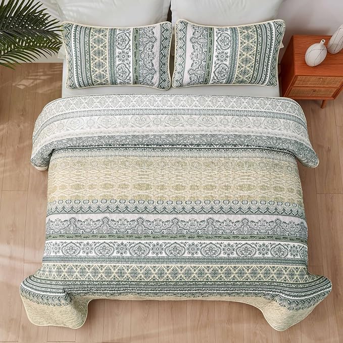 WONGS BEDDING Boho Quilt Queen Size,3 Pcs Beige Bedspread Bedding Set | Colorful Bohemian Striped Printed Bedding for All Season, Lightweight Microfiber Coverlet Set with 2 Pillowcases(96"x90")