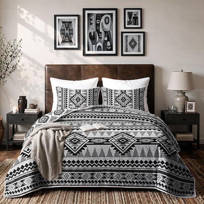 akkialla Reversible Black Boho Twin Quilt Set, 2-Piece Bohemian Aztec Microfiber Bedspread, Soft Lightweight All-Season Coverlet (1 Quilt, 1 Sham)