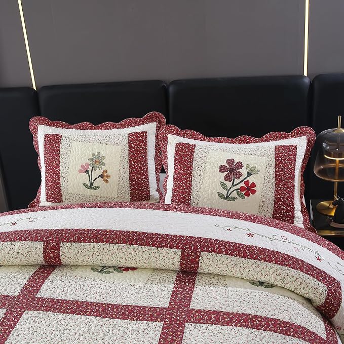 vctops Christmas Red 3 Piece Embroidered Floral Quilted Bedspread Quilt Set 100% Cotton Reversible Patchwork Coverlet Set 1 Quilt and 2 Pillow Shams (Red,Queen)