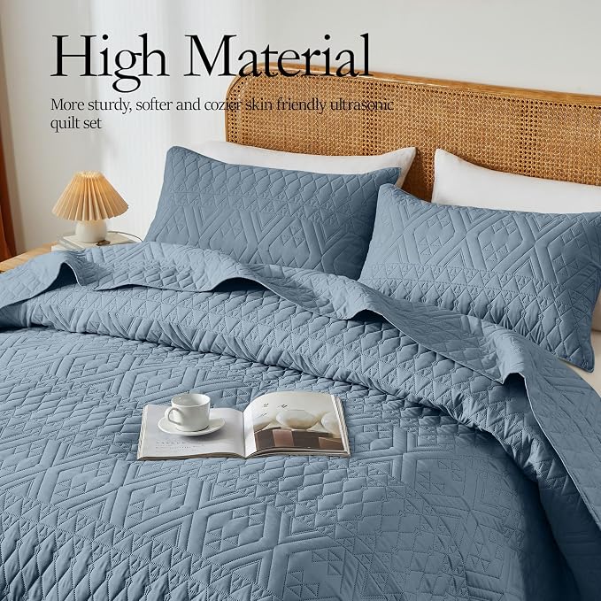 akkialla Twin Size Quilt Bedding Set,Dusty Blue Lightweight Microfiber Soft Bedspreads,Modern Style Geoetric Pattern Coverlet Set for All Seasons,2 Piece(1 Quilt,1Pillow Sham)