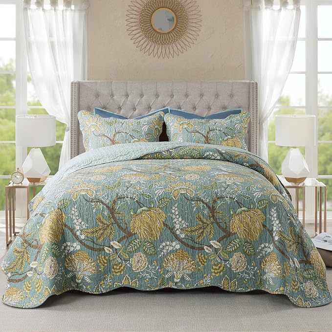Bedspread Quilt Sets-Reversible Patchwork Coverlet Set, Green Floral Pattern, King Size
