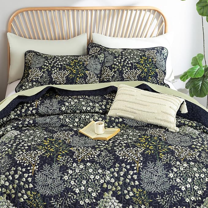 WONGS BEDDING Floral Quilt Set King, 3 Pcs Navy Blue Bedspread Coverlet | Botanical Print Quilt Set for Spring Summer, Lightweight Microfiber Farmhouse Quilted Bed Cover for Guest Room 110"×90"
