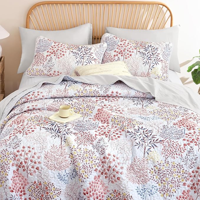 WONGS BEDDINGKing Quilt Set, 3 Pcs Red Blue Floral Bedspread Coverlet | Botanical Print Quilt Set for Spring Summer, Lightweight Microfiber Farmhouse Quilted Bed Cover for Guest Room 110"×90"