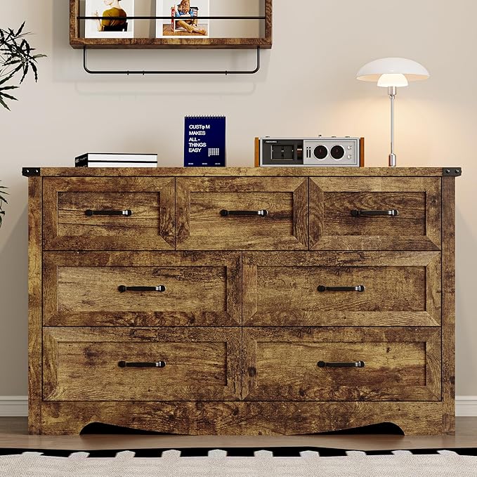 BORNOON 7-Drawer Dresser for Bedroom, Modern Wooden Chest of Drawers with Metal Handles, Anti-Tipping Design, Sturdy and Stable Storage Organizer for Living Room, Entryway, Home Office