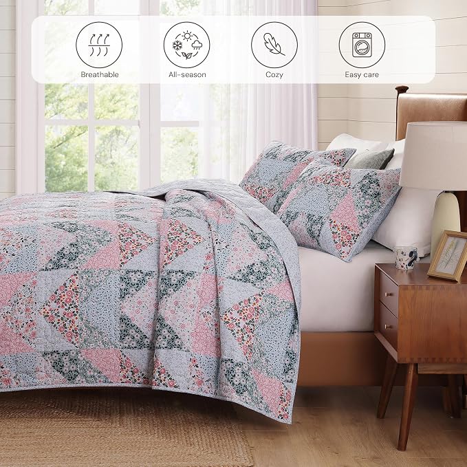 King Quilt Set-3 Pieces Soft Bedding Lightweight Floral Patchwork Coverlet | All Seasons Quilts Queen Size for Bed, 1 Quilt (106" x 94") and 2 Shams (20" x 36"), Vintage Bedspread, Pink