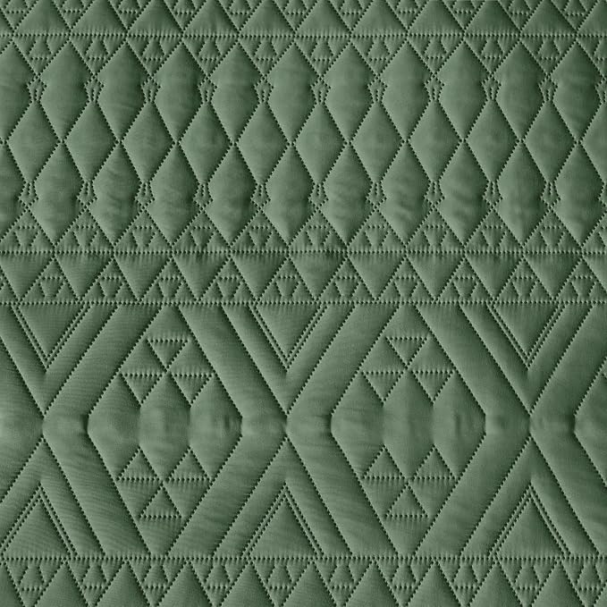 akkialla King/Cal King Size Quilt Bedding Set,Green Lightweight Microfiber Soft Bedspread,Modern Style Geometric Pattern Coverlet Set for All Seasons,3 Piece(1 Quilt,2 Pillow Shams)
