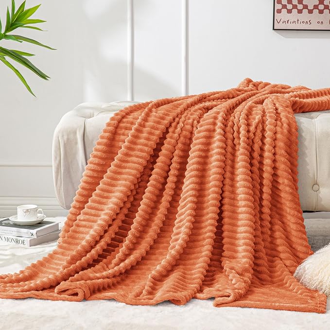 BEDELITE Ribbed Burt Orange Fleece Twin Fall Throw Blanket for Couch, 60x80 | Soft Warm Fluffy Blanket for Bed Sofa College Dorm Room Fall Decor, Luxury Cozy Birthday Gifts for Women Girls, Lightweight