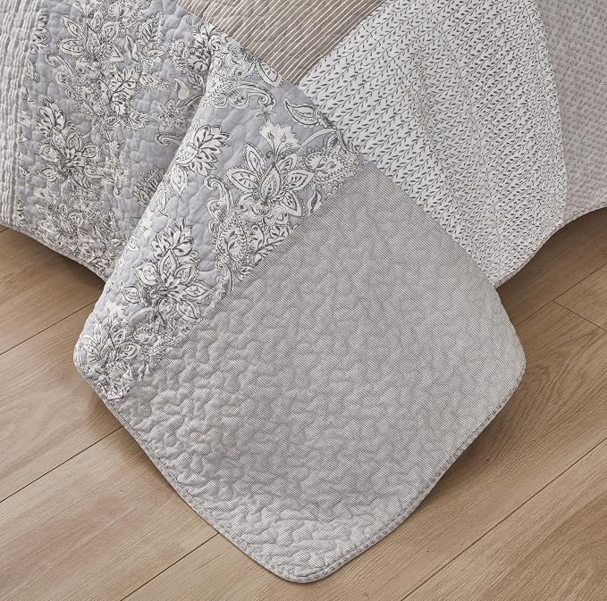 Chezmoi Collection Quinn 3-Piece Neutral Taupe Gray White Floral Hibiscus Flower Candy Stripe Patchwork Quilt Set - Pre-Washed Cotton Coverlet - Lightweight Reversible Bedspread, Super King Size