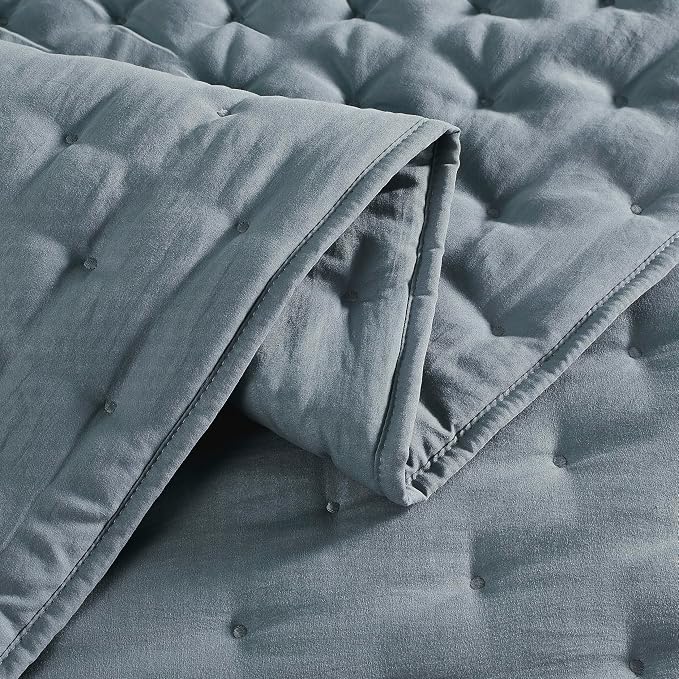 WDCOZY Dusty Blue Cloud Queen Size Quilt Set, Tan Lightweight Farmhouse Bedspread, Rustic Country Coverlet, Taupe Camel Soft Bedding, Thin Comforter for All Season - 3 Pieces, 90x90 inches