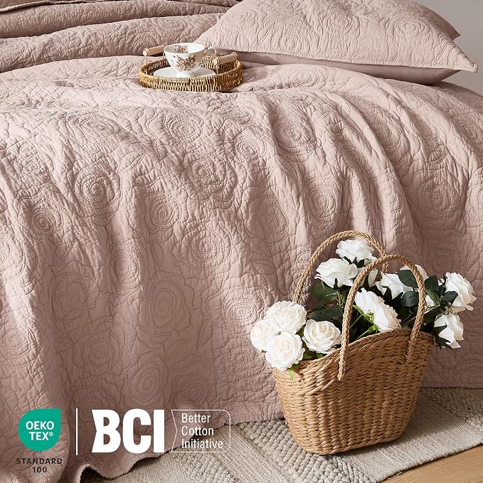 WDCOZY 100% Cotton Cal King Quilt Bedding Sets Floral Rosette Pink | Pre-Washed Thin Farmhouse Bedspread, 118"x106" Comforter + 2 Sham 20"x36", Lightweight Coverlet, All-Season, Machine Washable