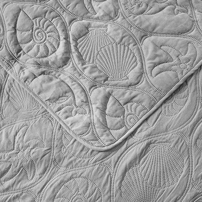 Pure Bedding Quilt Set Full/Queen Size Light Grey - Oversized Bedspread, Soft Microfiber Coverlet for All Season - Includes 1 Quilt and 2 Shams, Ocean Star Pattern