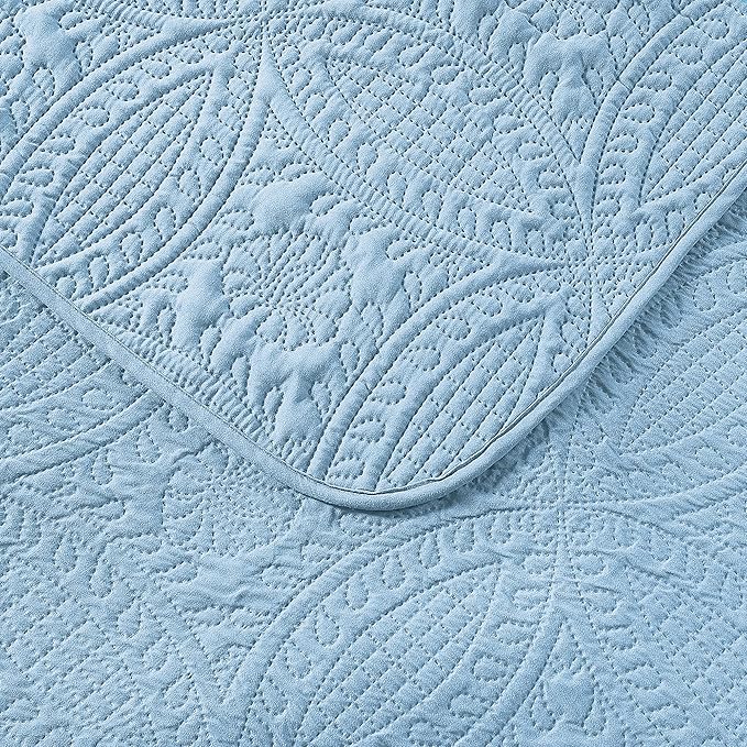 Pure Bedding Quilt Set Full/Queen Size Sky Blue - Oversized Bedspread - Soft Microfiber Lightweight Coverlet for All Season - 3 Piece Includes 1 Quilt and 2 Shams, Geometric Pattern