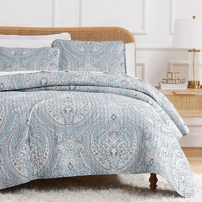 Southshore Fine Living, Inc. Oversized Quilt King Size Bedding Set, Lightweight Bedspread, Cal King Quilt Coverlet & 2 Matching Quilted Pillow Shams, Blue Paisley Bedding Set, Pure Melody Aqua