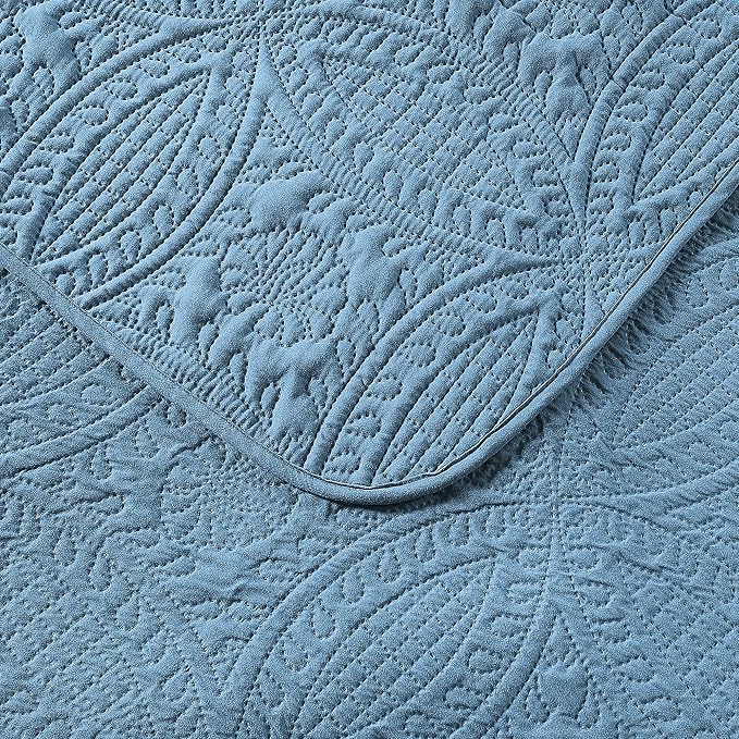 Pure Bedding Quilt Set Full/Queen Size Ash Blue - Oversized Bedspread - Soft Microfiber Lightweight Coverlet for All Season - 3 Piece Includes 1 Quilt and 2 Shams, Geometric Pattern