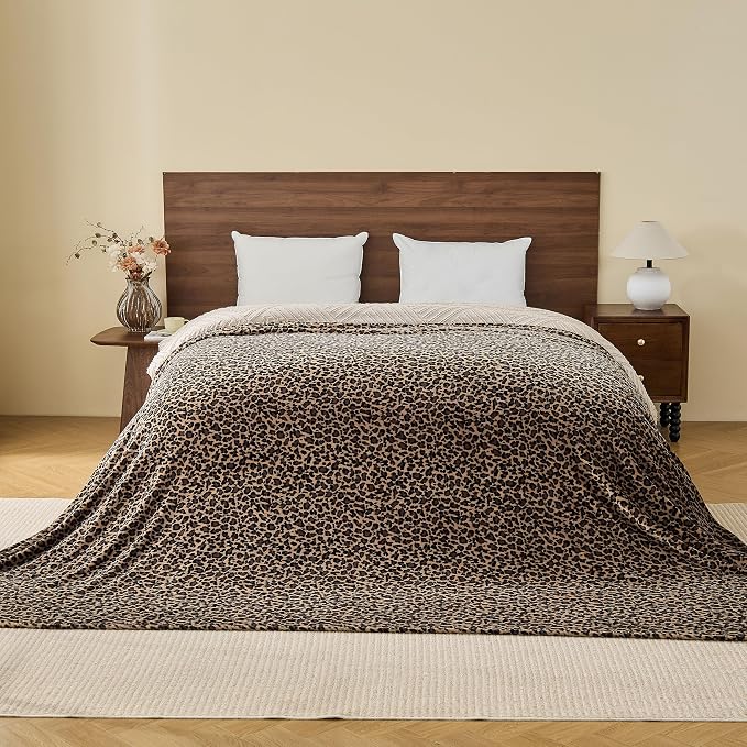 Edenleaf Leopard Print Blanket Fleece Throw for Bed Sofa Travel and Camping, Super Soft Cozy Fluffy Plush Cheetah Print Blanket for All Seasons 90"x108" (Mocha Brown)